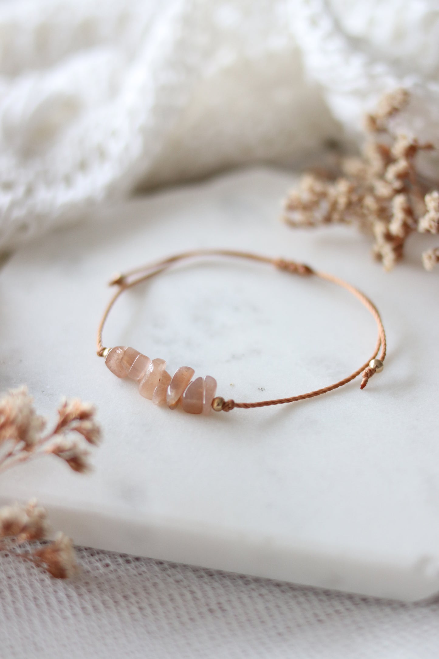 Bracelet Réglable en Pierre de Soleil