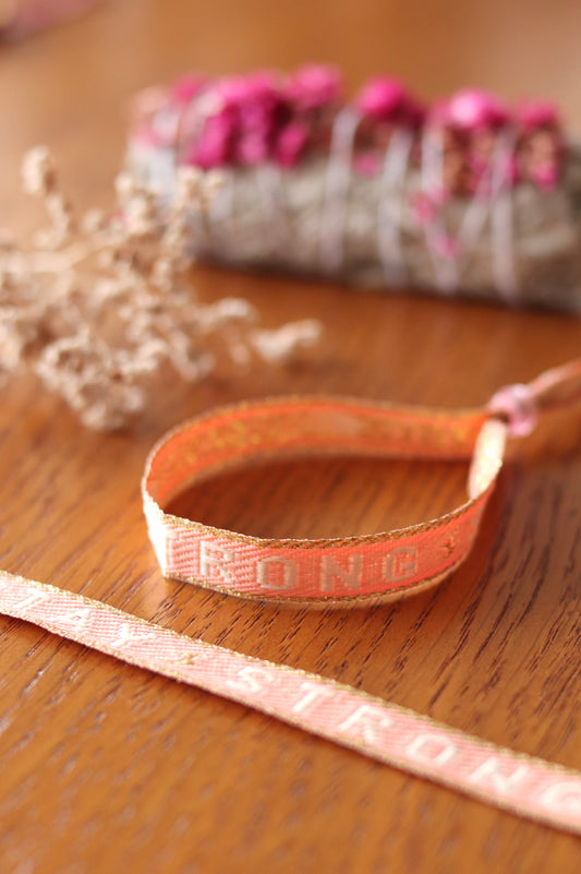 Bracelet Ruban "Stay Strong"